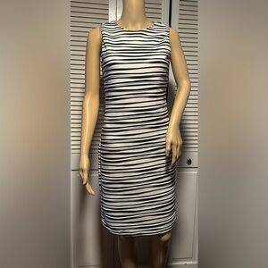 Calvin Klein Textured Striped Wave Jersey Dress Women’s 4